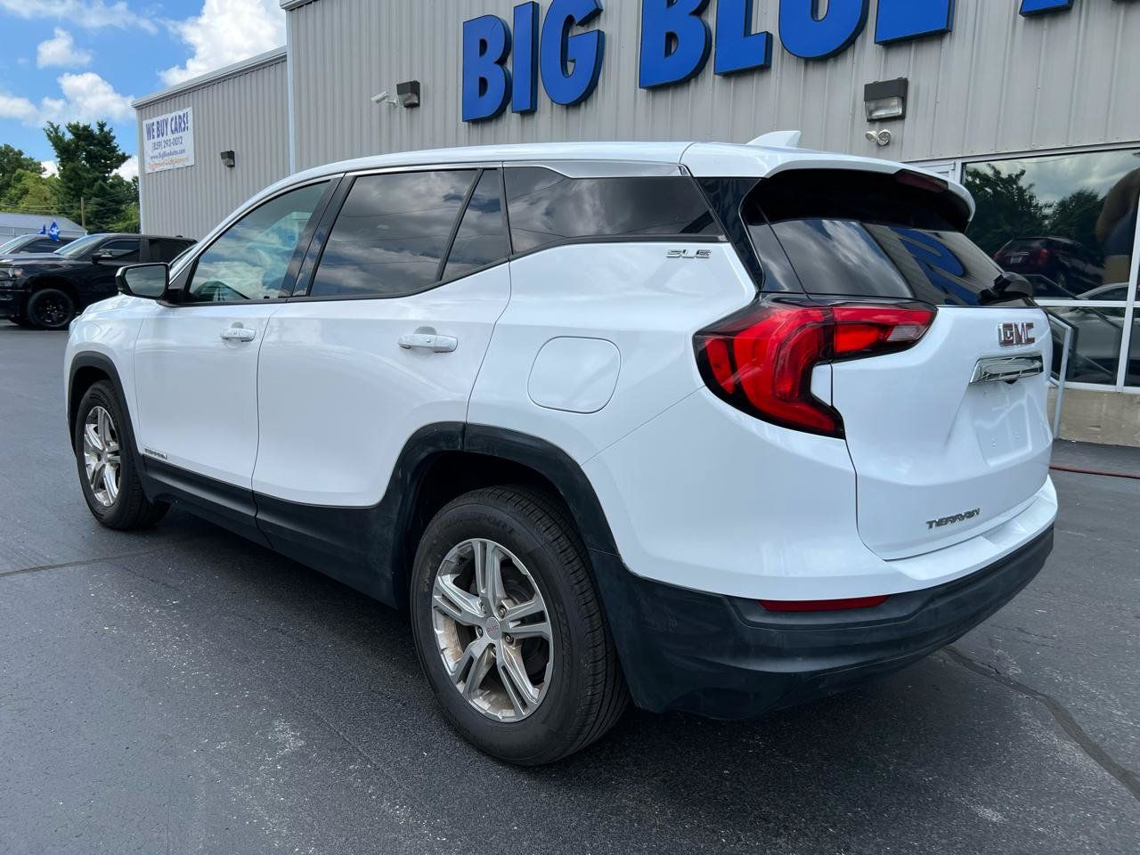 Used 2019 GMC Terrain SLE FWD image 3