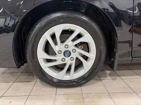 Certified 2025 Subaru Impreza 2.0i image 20