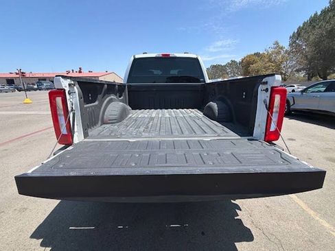 Used 2024 Ford F250 XL w/ FX4 Off-Road Package AWD/4WD image 9