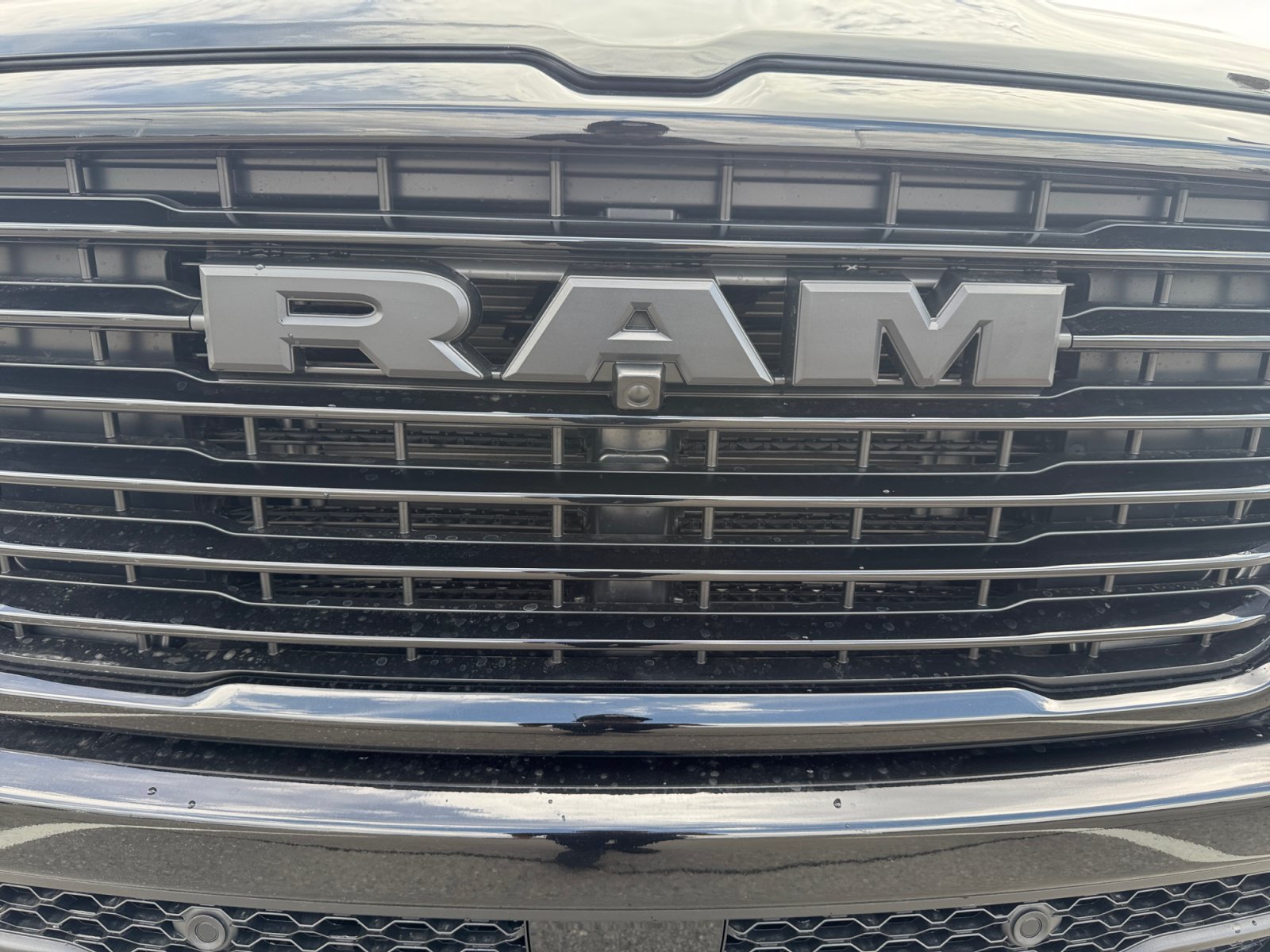 New 2026 RAM 1500 Laramie w/ Night Edition AWD/4WD image 9
