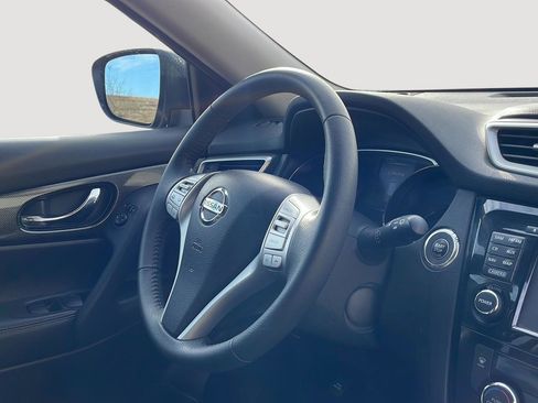 Used 2016 Nissan Rogue SL w/ SL Premium Package image 6