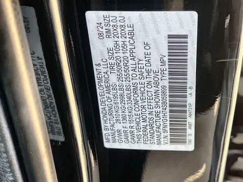 Certified 2025 Honda Pilot Touring image 22