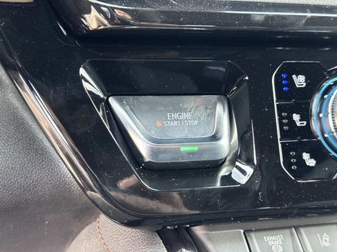 New 2026 GMC Sierra 2500 AT4 w/ AT4 Premium Plus Package image 16