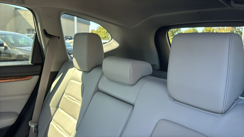 Used 2018 Honda CR-V Touring image 26