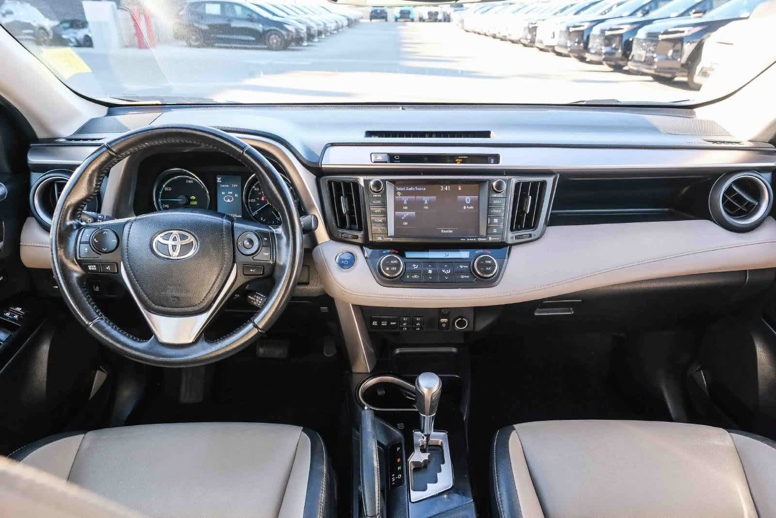 Used 2016 Toyota RAV4 Limited AWD/4WD image 13