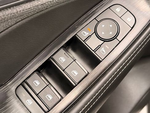 Certified 2023 Nissan Rogue SV FWD image 21