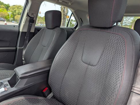 Used 2015 Chevrolet Equinox LS image 15