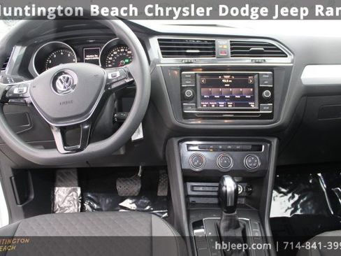 Used 2021 Volkswagen Tiguan S image 11