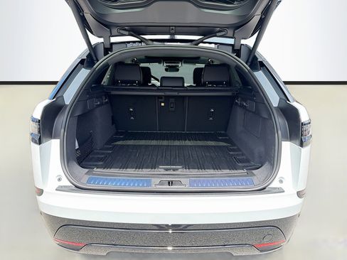 New 2026 Land Rover Range Rover Velar Belgravia AWD/4WD image 12