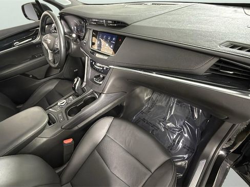 Used 2025 Cadillac XT5 Premium Luxury image 48