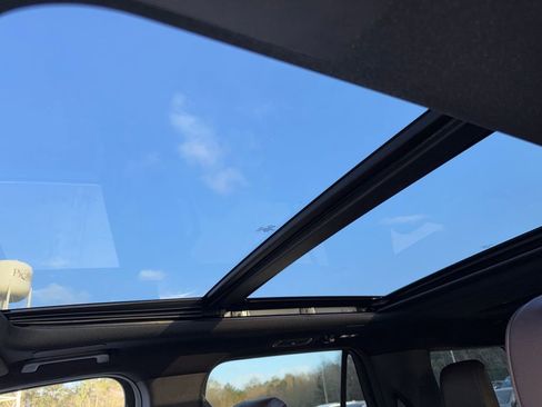 Used 2025 Ford Expedition King Ranch image 22