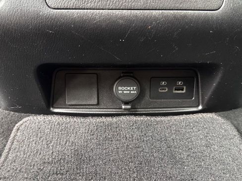 Used 2024 Nissan Armada SV w/ Cargo Package RWD image 33