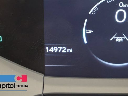 Used 2024 Toyota Prius Prime FWD image 17