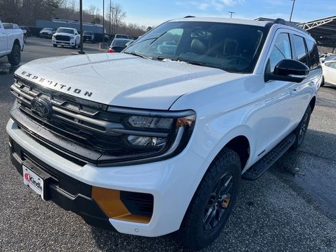 New 2025 Ford Expedition Tremor image 4