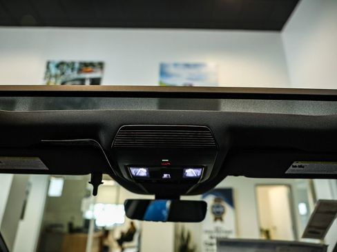 New 2026 Volkswagen Golf image 23