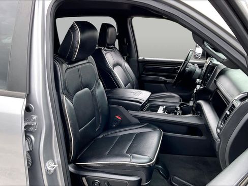 Used 2022 RAM 1500 Limited w/ Night Edition RWD image 9