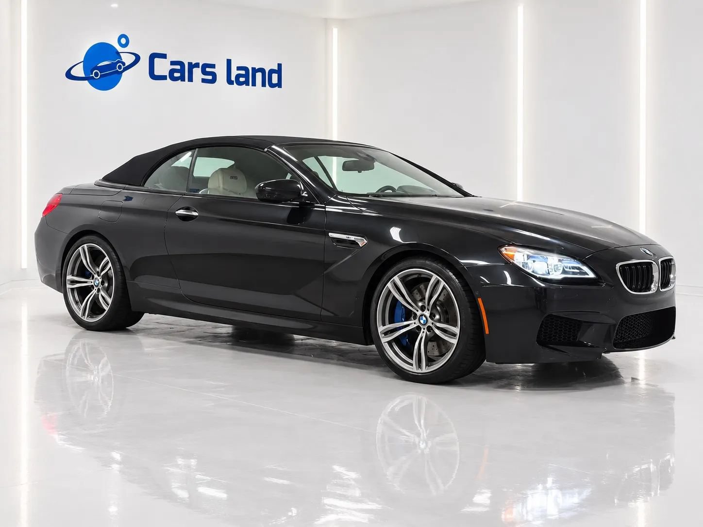 Used 2018 BMW M6 Convertible RWD image 2
