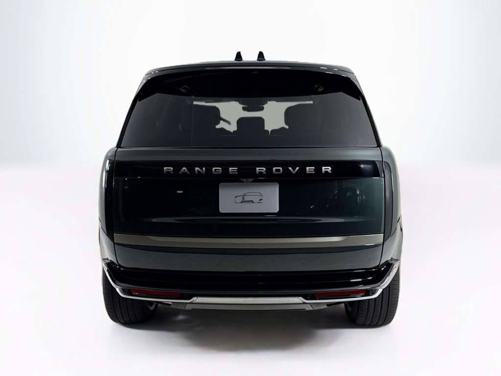 New 2027 Land Rover Range Rover Long Wheelbase SE AWD/4WD image 4