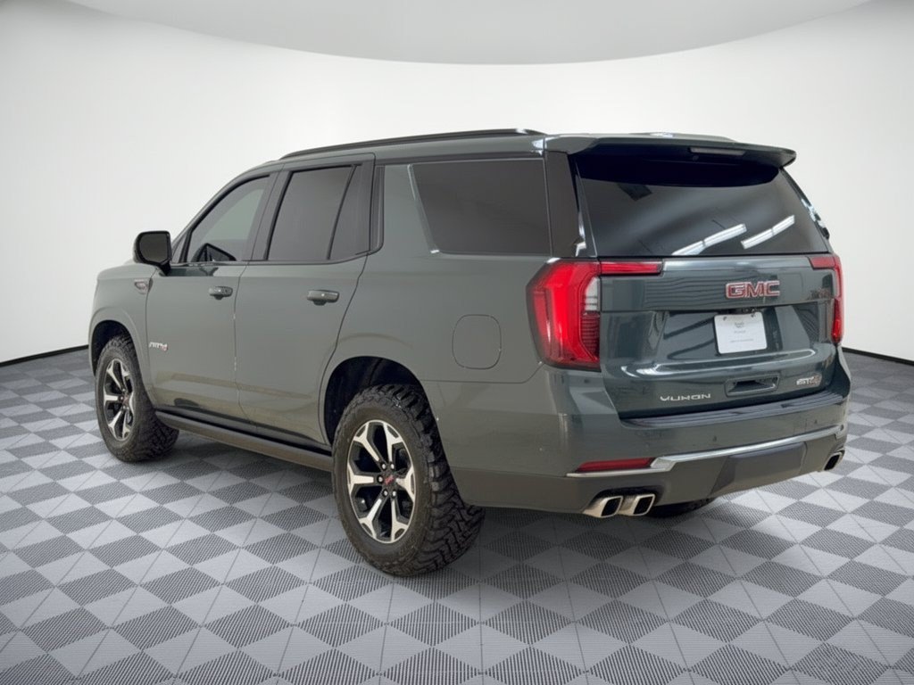 Used 2025 GMC Yukon AT4 w/ AT4 Premium Package AWD/4WD image 3