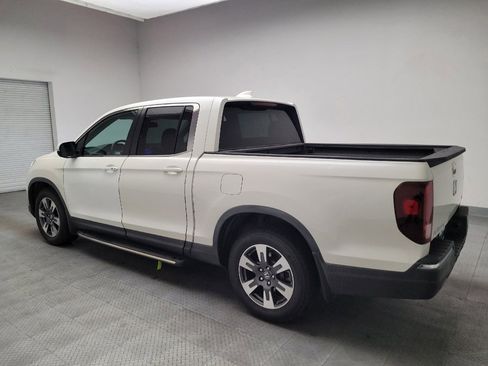 Used 2018 Honda Ridgeline RTL-T image 3