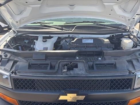 Used 2021 Chevrolet Express 3500 w/ Power Convenience Package image 31