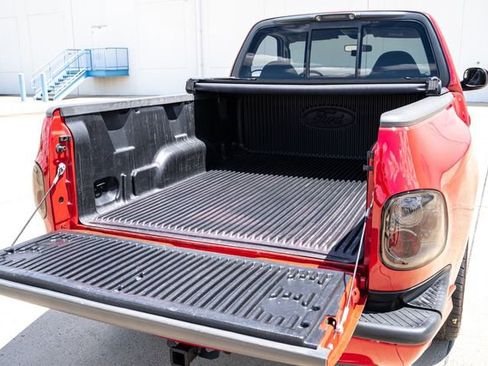 Used 2003 Ford F150 Lightning RWD image 21