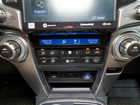 Used 2024 Toyota 4Runner Limited image 22