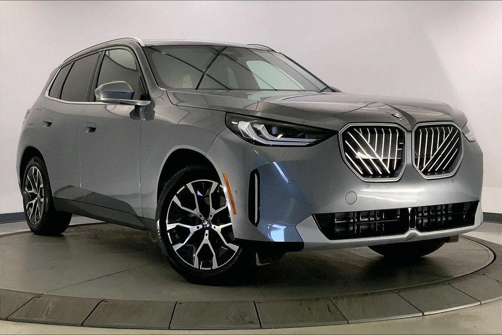 Used 2025 BMW X3 xDrive30i w/ Premium Package AWD/4WD image 32