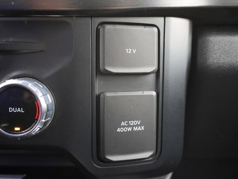 Used 2023 Ford F350 Lariat image 51