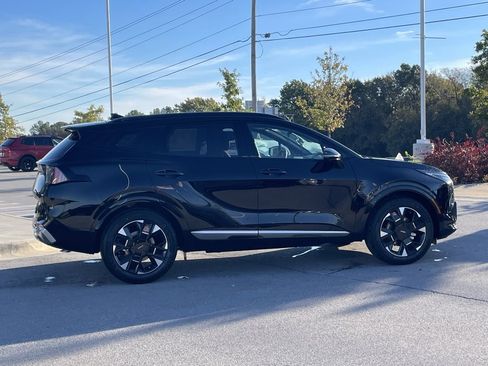 New 2026 Kia Sportage SX image 8