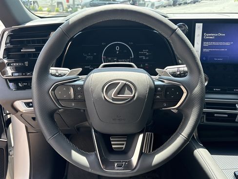 Used 2026 Lexus RX 500h F Sport w/ Appearance Package AWD/4WD image 18