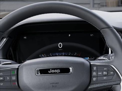 New 2025 Jeep Grand Cherokee L Laredo w/ Luxury Tech Group I image 17