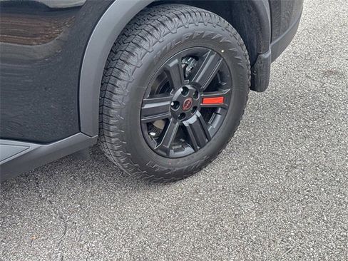 Certified 2026 Nissan Rogue SV image 12