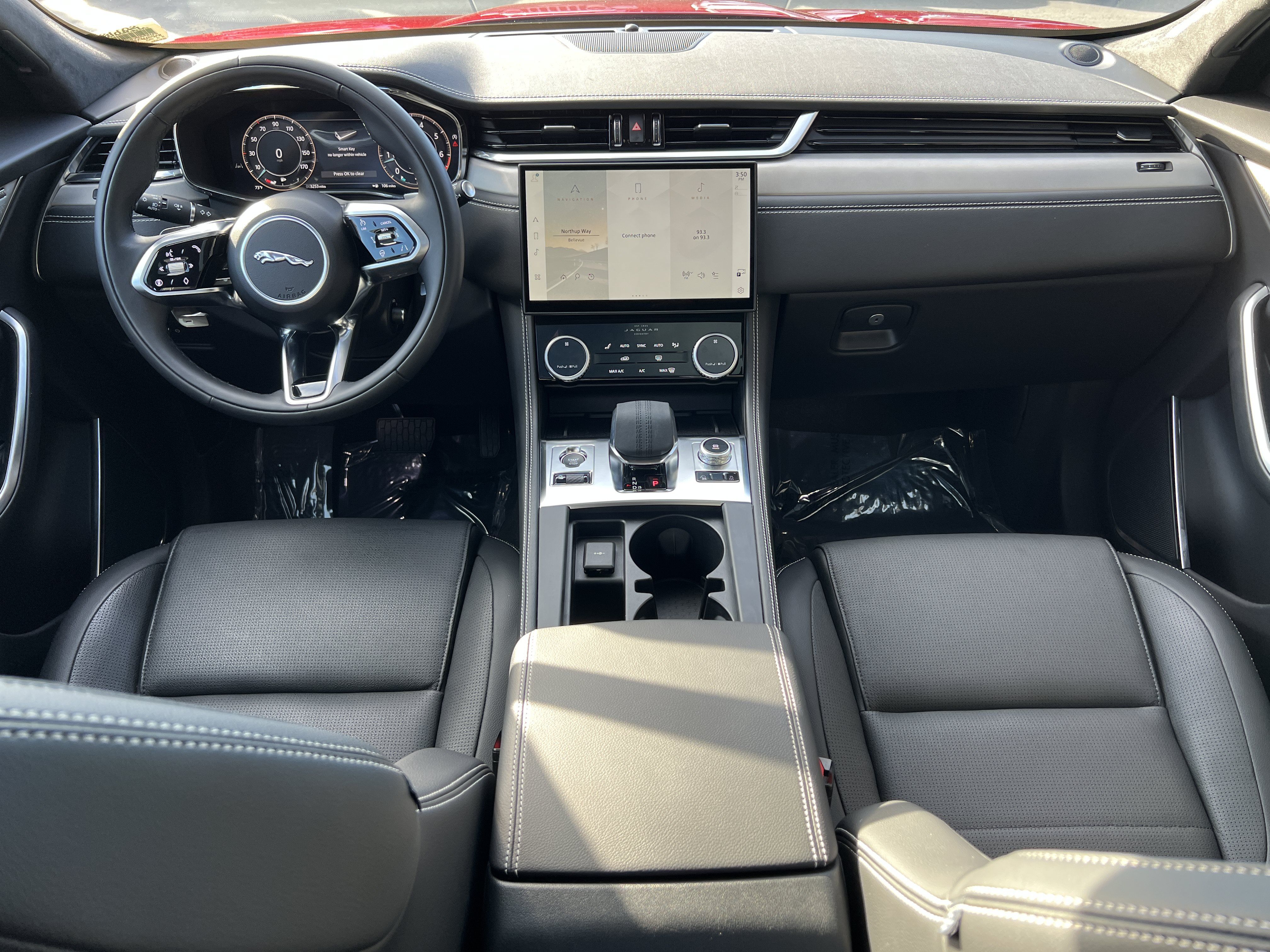Certified 2025 Jaguar F-PACE R-Dynamic S AWD/4WD image 19