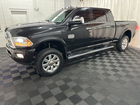 Used 2017 RAM 2500 Longhorn w/ Convenience Group AWD/4WD image 5