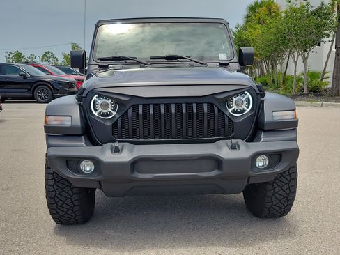 Used 2019 Jeep Wrangler Unlimited Sport S AWD/4WD image 2