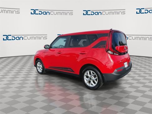 Used 2021 Kia Soul S image 6