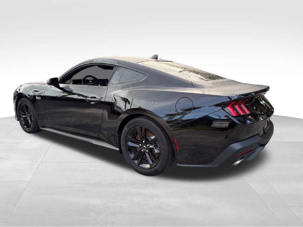 Used 2026 Ford Mustang GT RWD image 5