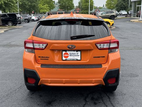 Used 2019 Subaru Crosstrek 2.0i Limited w/ Moonroof Package w/Navigation AWD/4WD image 3