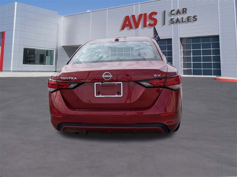 Used 2024 Nissan Sentra SV image 7