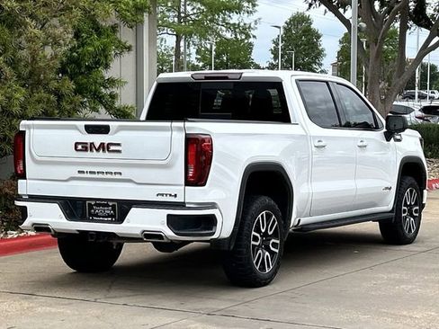 Used 2023 GMC Sierra 1500 AT4 w/ AT4 Premium Package AWD/4WD image 4