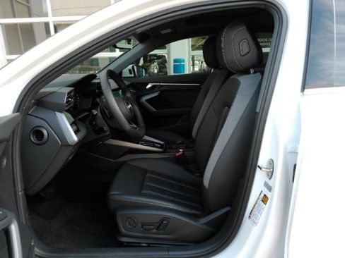 Used 2025 Audi A3 2.0T Premium image 12