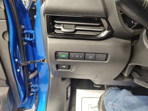 Used 2020 Nissan Sentra SV image 32