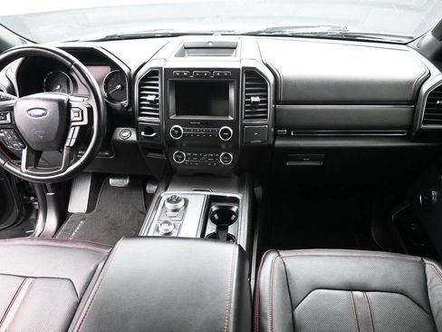 Used 2019 Ford Expedition Limited w/ Equipment Group 303A AWD/4WD image 27