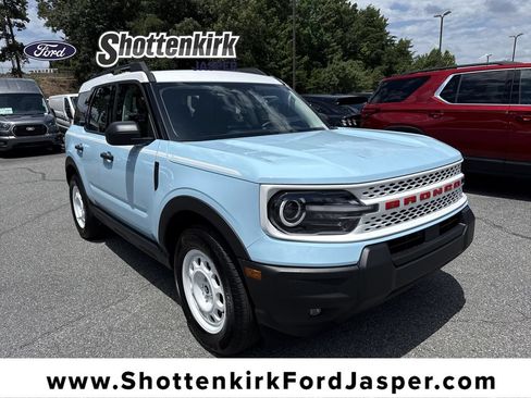 Used 2025 Ford Bronco Sport Heritage w/ Convenience Package AWD/4WD image 1