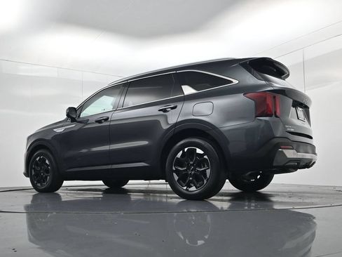 Certified 2024 Kia Sorento S FWD image 44