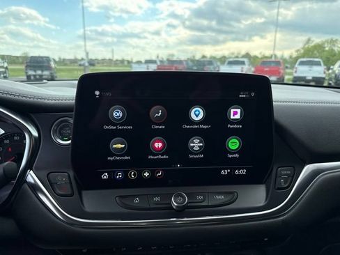 Used 2025 Chevrolet Blazer LT w/ LPO, 'HIT The Road' Package FWD image 29