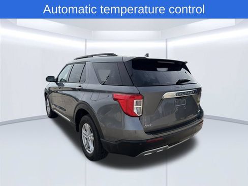 Used 2024 Ford Explorer XLT w/ Equipment Group 202A AWD/4WD image 5