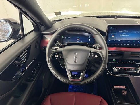 New 2026 Lincoln Corsair Reserve image 26