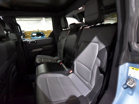 Used 2023 Ford Bronco Everglades image 51